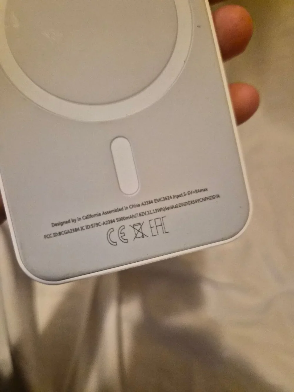 Apple MagSafe Battery Pack A2384 Portable Magnetic Wireless Charger - White
